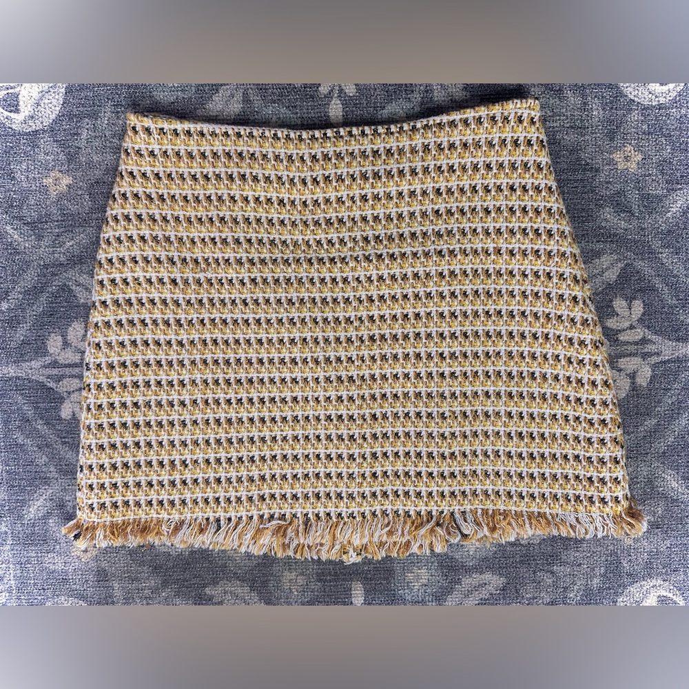 Lulu's Woven Mini Skirt - Yellow Cream with metallic gold sparkle